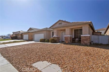 Fern Pine, Victorville, California 92392, Stati Uniti