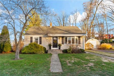 27 Linwood Road, Cumberland, RI 02864, USA