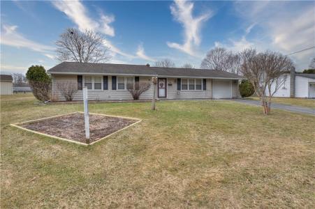 56 Burnside Drive, Swansea, Massachusetts 02777, USA