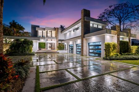 1080 Lake Drive, Delray Beach, Florida 33444