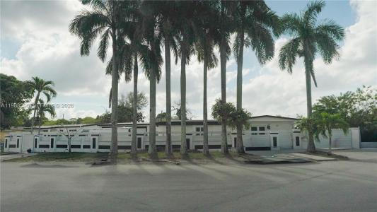 1720 NW 124th Ter, Miami, Florida 33167, USA
