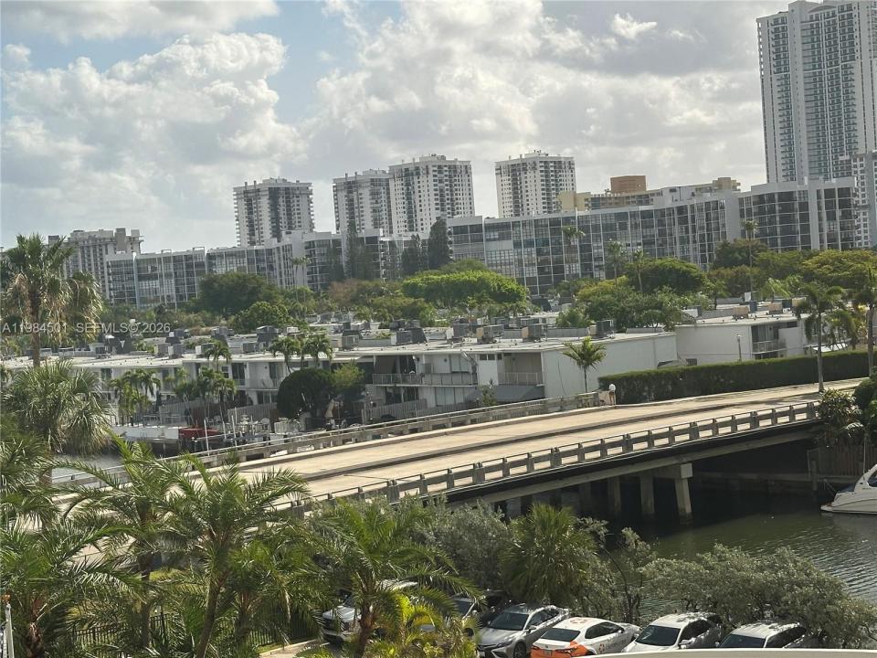 2500 Parkview Dr 509, Hallandale Beach, Florida 33009, Stati Uniti