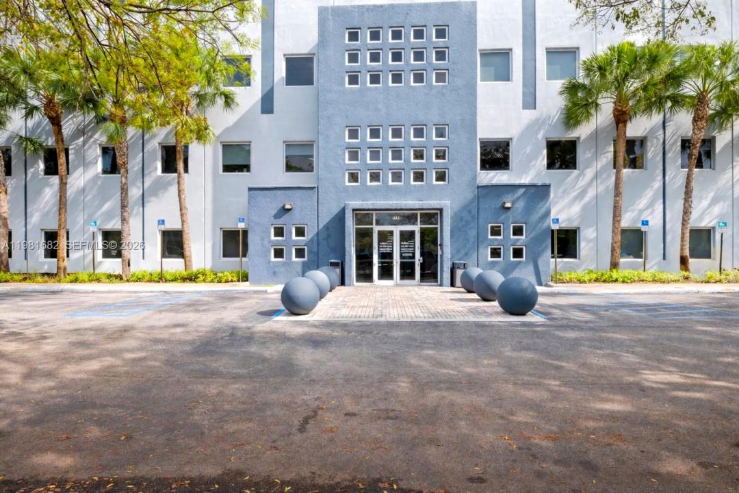 7791 NW 46th St 305-306, Doral, Floride 33166, États-Unis