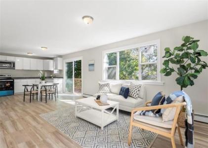 80 Summit Street 1, Woonsocket, Rhode Island 02895, HOA KỲ