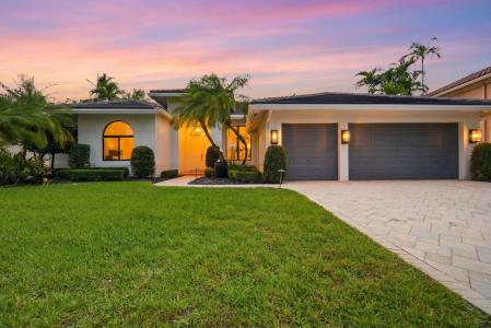10995 Whitehawk Street, Plantation, Florida 33324