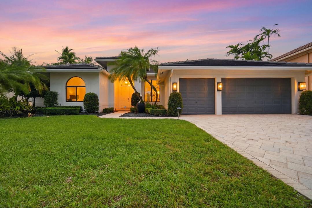 10995 Whitehawk Street, Plantation, Florida 33324