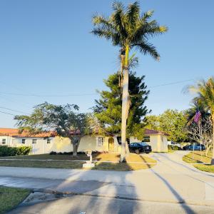 416 San Mateo Drive, Palm Springs, Florida 33461, USA