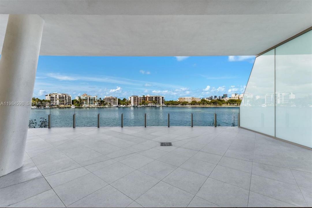5 Grove Isle Dr L204, Coconut Grove, Floride 33133, États-Unis