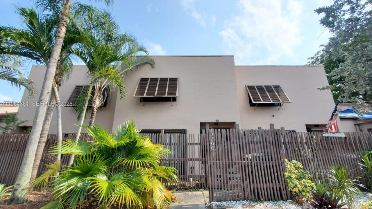 12266 NW 10th St 0, Pembroke Pines, Florida 33026, USA