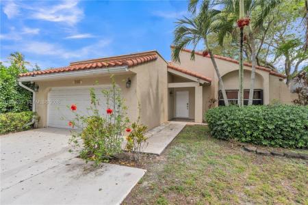 2905 Begonia Way, Cooper City, Florida 33026