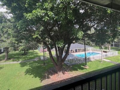 5100 SW 64th Ave 202, Davie, Florida 33314, USA