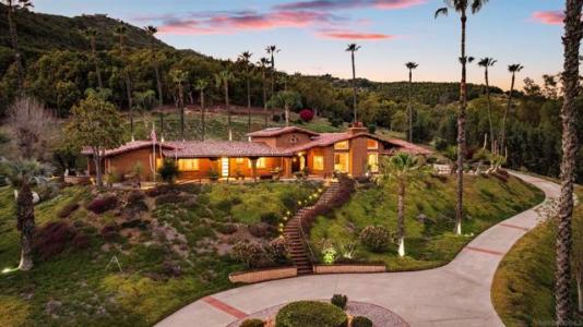 Cloverdale Rd, Escondido, California 92027, Stati Uniti