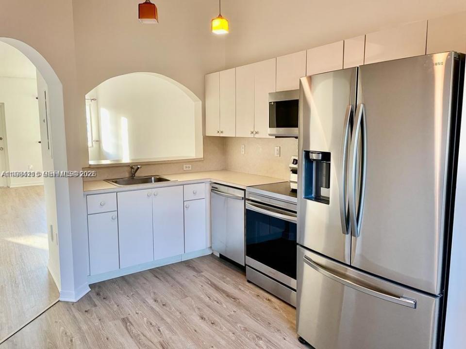 975 NE 33rd Ter 203, Homestead, Floride 33033, États-Unis