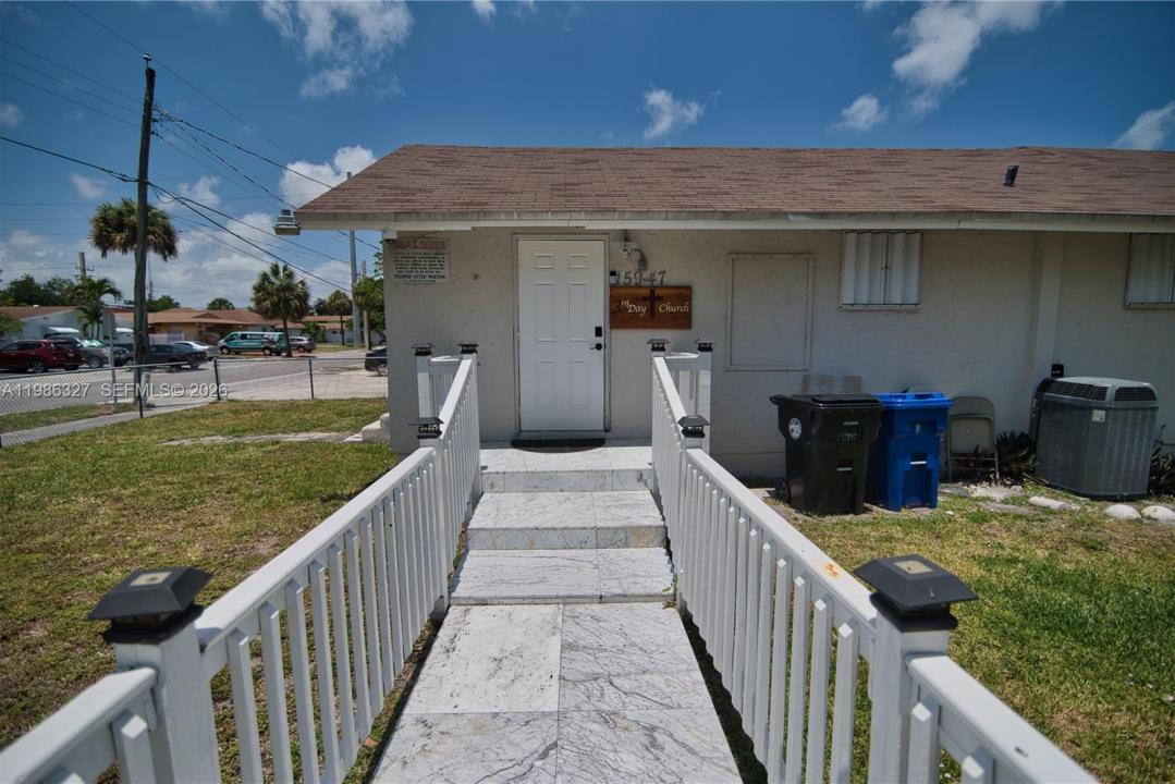 15947 NE 19th Pl, North Miami Beach, Floride 33162, États-Unis