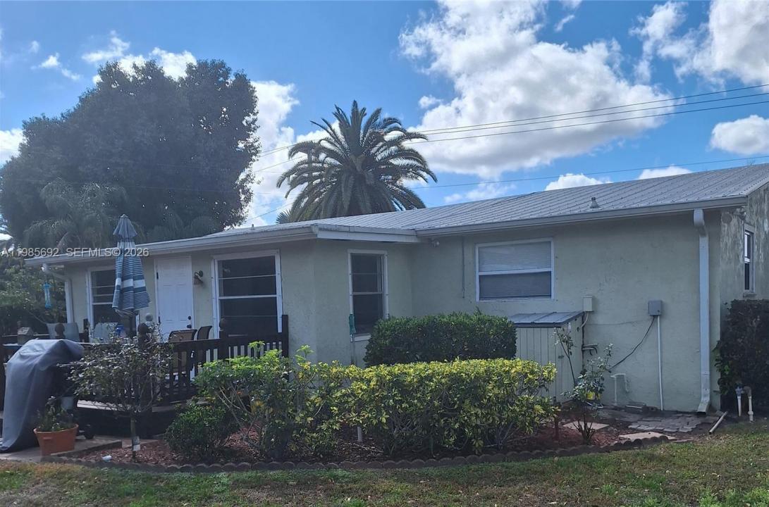 5525 SE Ault Ave, Stuart, Florida 34997