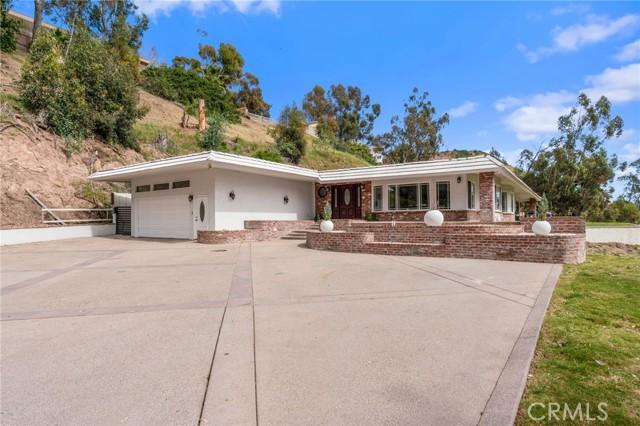 N Golden, San Bernardino, Californie 92404, États-Unis