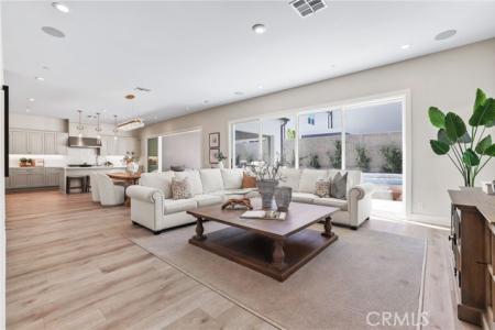 Huckleberry, Lake Forest, California 92630, Estados Unidos