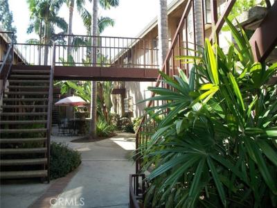 Penn, Whittier, California 90602, Stati Uniti