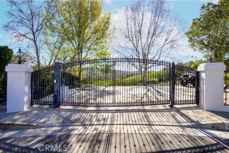 Dumetz Road, Woodland Hills, California 91364, Stati Uniti