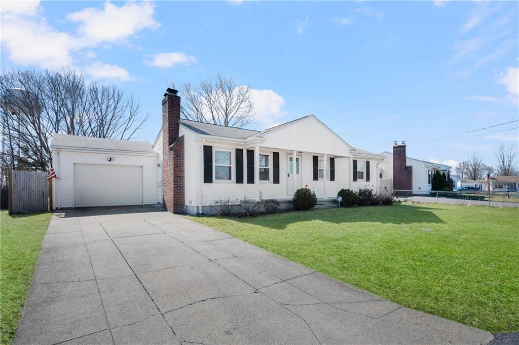 11 Bellevue Boulevard, East Providence, רוד איילנד 02916, ארצות הברית של אמריקה