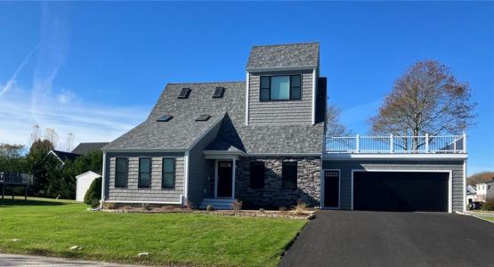 2 Bristol Road, Narragansett, Rhode Island 02882