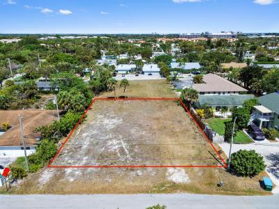 1955 Juno Road, North Palm Beach, Florida 33408