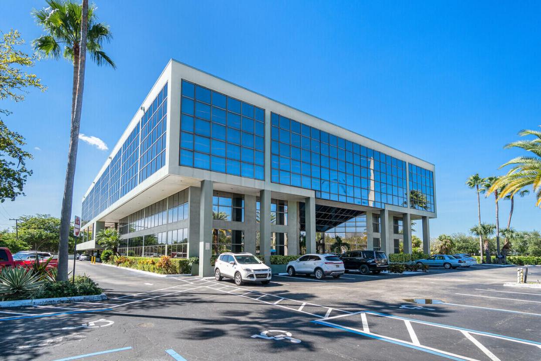 631 Us-1 101, North Palm Beach, Florida 33408