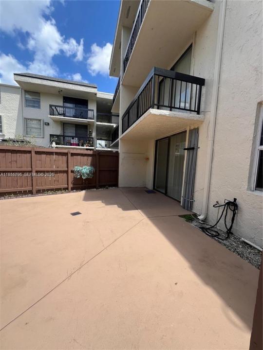 8307 SW 142nd Ave F105, Miami, Floride 33183, États-Unis