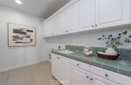 Hogan Drive, Yorba Linda, California 92886, Estados Unidos