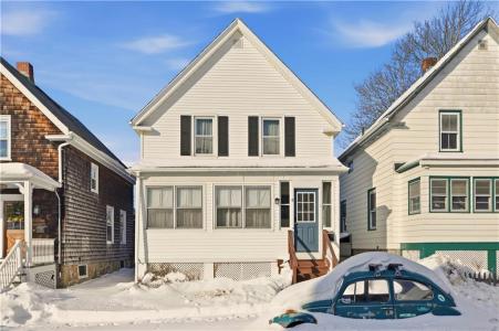 8 Carey Street, Newport, RI 02840, USA