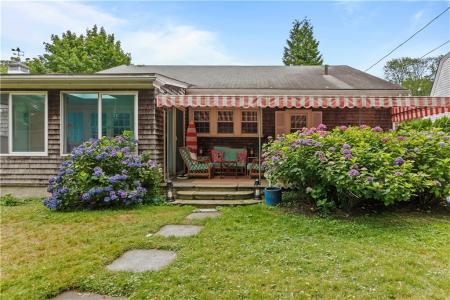 2 Cliff Avenue, Newport, RI 02840, USA