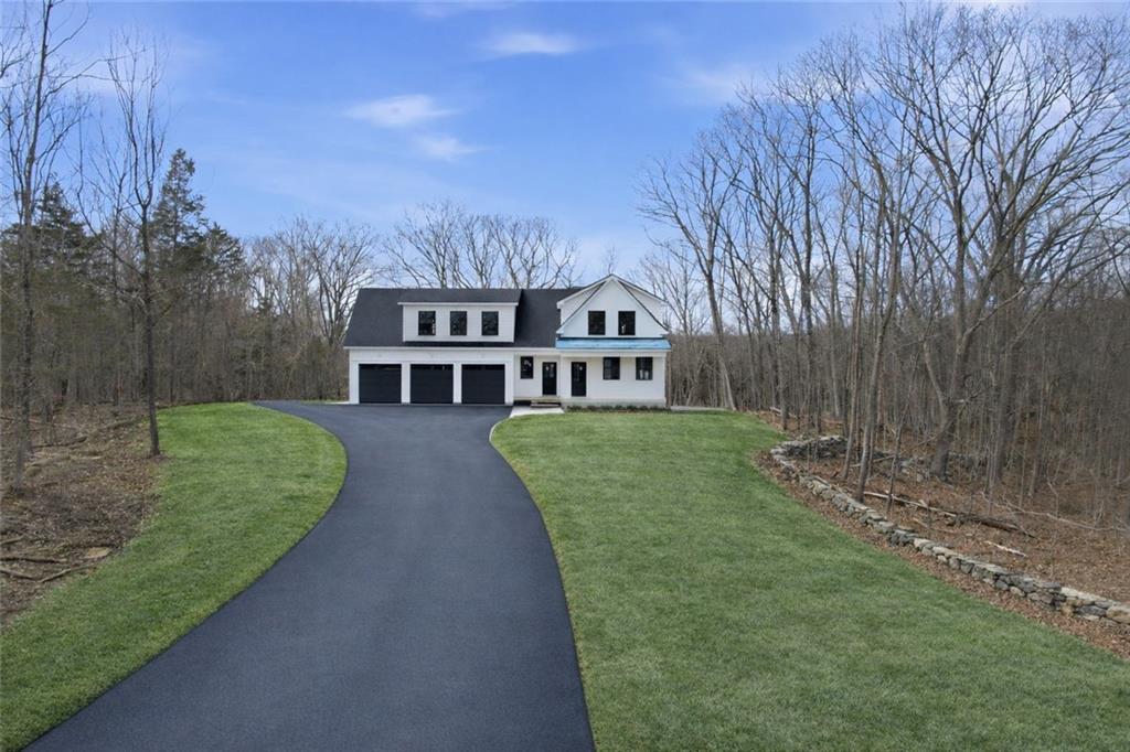 164 Scott Road, Cumberland, Rhode Island 02864, USA