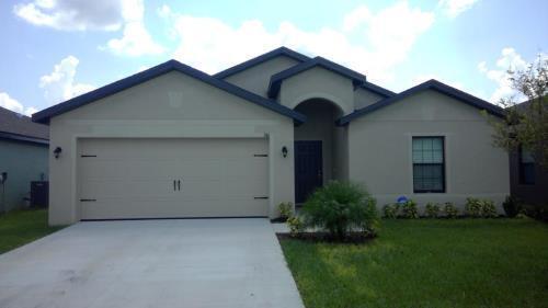 746 Center Lake Street, Lehigh Acres, Florida 33974