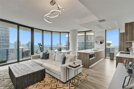 801 S Miami Ave 4901, Miami, Florida 33130, USA