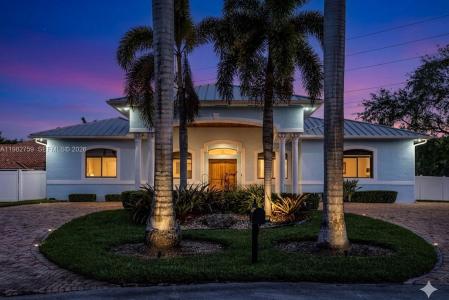 16230 SW 89th Ct, Palmetto Bay, Florida 33157, USA