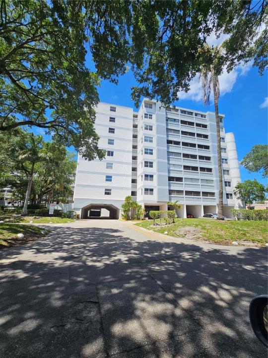 3301 Spanish Moss Ter 708, Lauderhill, Florida 33319, USA