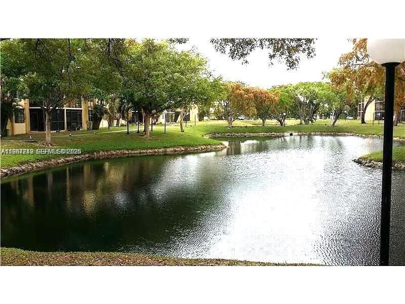 3253 Foxcroft Rd G107, Miramar, Floryda 33025, USA