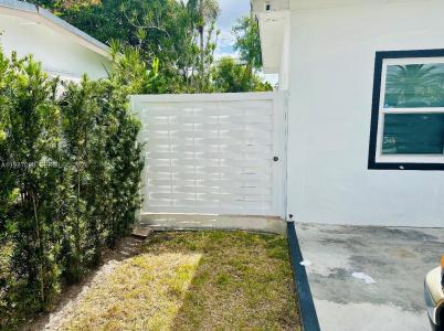 3251 SW 104th Ct 3251, Miami, Florida 33165, USA