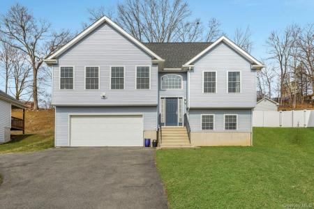 111 Logans Way, Montgomery, New York 12543, USA