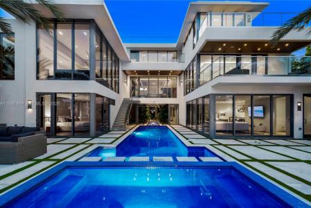 440 Mola Ave, Fort Lauderdale, Florida 33301, USA