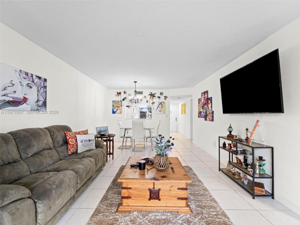 901 Colony Point Circle 304, Pembroke Pines, Floride 33026, États-Unis