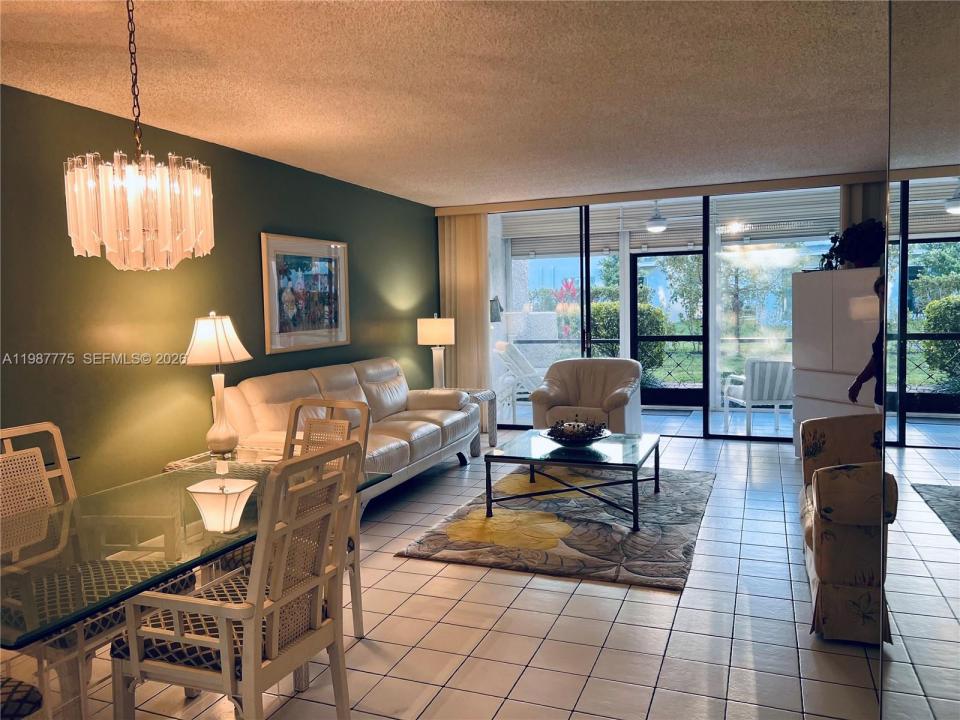 4387 Trevi Ct 107, Lake Worth, Floride 33467, États-Unis