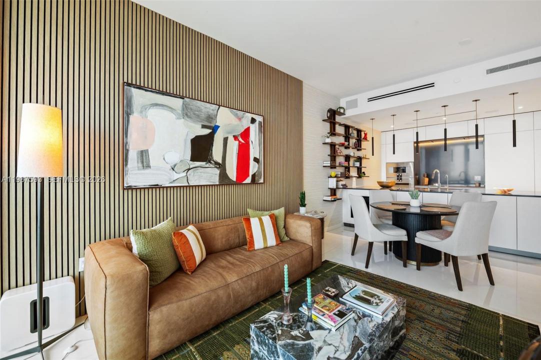 300 Biscayne Blvd Way 2106, Miami, Floride 33131, États-Unis