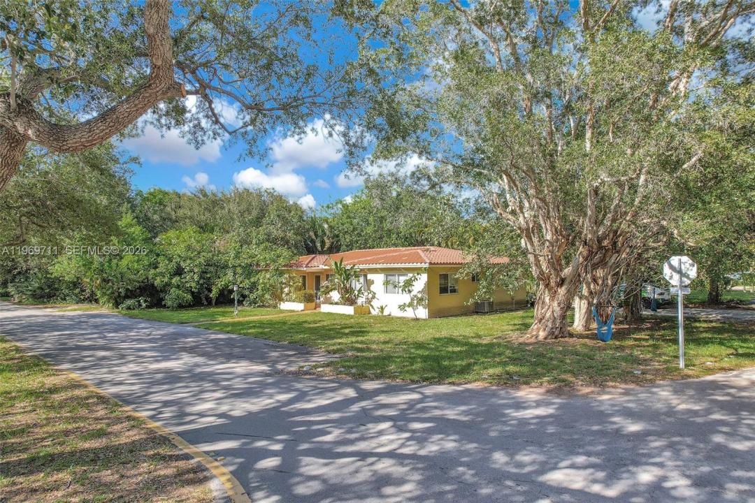 11919 NE 8th av, Biscayne Park, Floride 33161, États-Unis