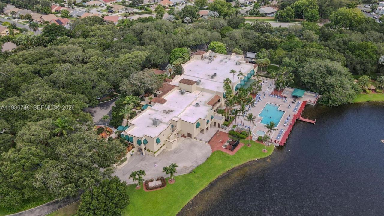 9461 Evergreen Pl 305, Davie, Floride 33324, États-Unis