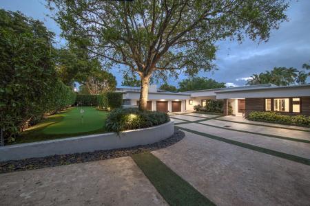 420 SE 17th Avenue, Fort Lauderdale, Florida 33301