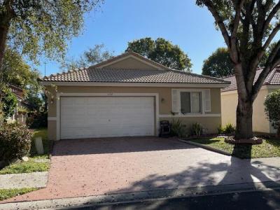 6352 NW 36th Avenue, Coconut Creek, Florida 33073