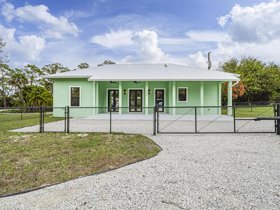 12906 83rd Avenue, Sebastian, Florida 32958