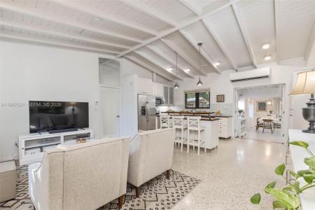 7720 SW 59th Ct, South Miami, Florida 33143, Amerika Birleşik Devletleri