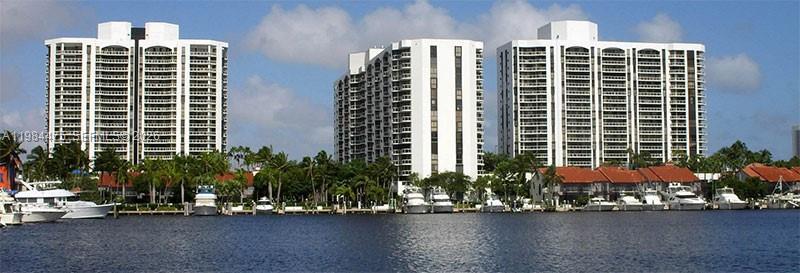 3610 Yacht Club Dr 1002, Aventura, Florida 33180, USA